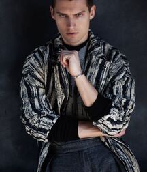 VLADIMIR IVANOV - RUSSIAN FASHION MODEL 62bdb978e3a51.jpg
