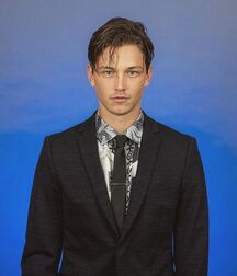 SIMON J. LOOF - SWEDISH ACTOR AND MODEL 62c2e3f9cd836.jpg