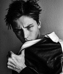 SIMON J. LOOF - SWEDISH ACTOR AND MODEL 62c2e423254d2.jpg