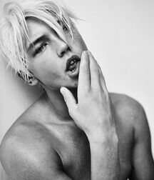 SIMON J. LOOF - SWEDISH ACTOR AND MODEL 62c2e4469f051.jpg