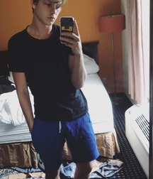 SIMON J. LOOF - SWEDISH ACTOR AND MODEL 62c2e47f39a2a.jpg