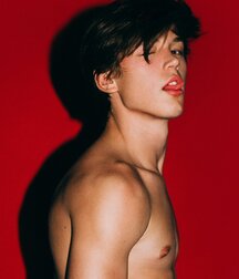 SIMON J. LOOF - SWEDISH ACTOR AND MODEL 62c2e48a8556e.jpg