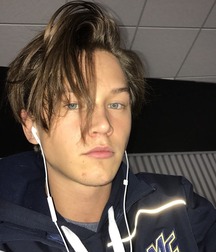 SIMON J. LOOF - SWEDISH ACTOR AND MODEL 62c2e49cb24cd.jpg