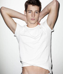 Robbie Beeser - Canadian Model 62cd4d4d16ff7.jpg
