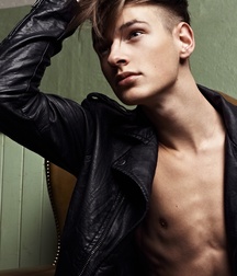 LIAM NIKOS - GERMAN MALE MODEL 62cd5bf97a121.jpg