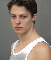 BRODIE SCOTT - CANADIAN RUNWAY MODEL 62cd818005147.jpg