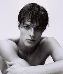 BRODIE SCOTT - CANADIAN RUNWAY MODEL 62cd81a30f3df.jpg