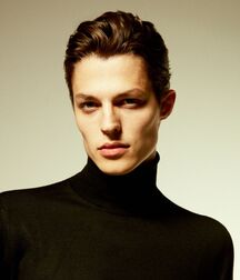 BRODIE SCOTT - CANADIAN RUNWAY MODEL 62cd81a878331.jpg