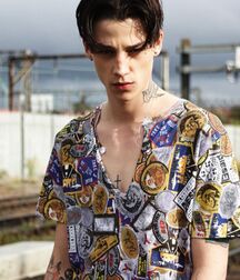 ASH STYMEST - ENGLISH MALE MODEL 62cec48713a97.jpg