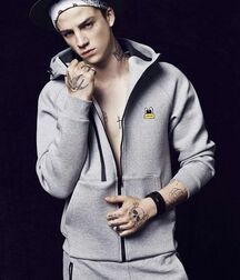 ASH STYMEST - ENGLISH MALE MODEL 62cec49622908.jpg