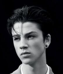 ASH STYMEST - ENGLISH MALE MODEL 62cec4ac29cb5.jpg