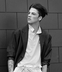 ASH STYMEST - ENGLISH MALE MODEL 62cec4b44b461.jpg