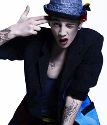 ASH STYMEST - ENGLISH MALE MODEL 62cec4c160b83.jpg