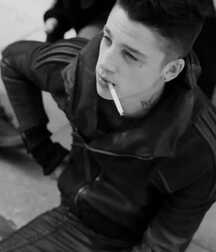 ASH STYMEST - ENGLISH MALE MODEL 62cec4d4f2477.jpg