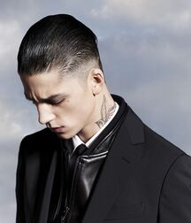 ASH STYMEST - ENGLISH MALE MODEL 62cec4f156e92.jpg