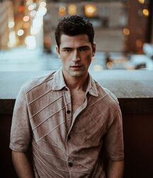 SEAN O’PRY - AMERICAN MODEL 62d159896e3d6.jpg