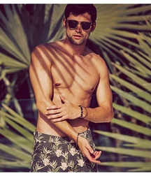 SEAN O’PRY - AMERICAN MODEL 62d159ab722a2.jpg