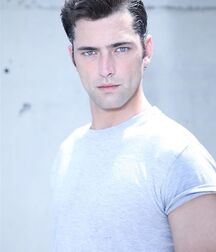 SEAN O’PRY - AMERICAN MODEL 62d159cfb383f.jpg