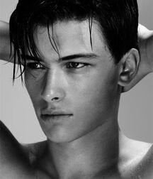HUGH VIDLER - AUSTRALIAN MODEL 62d24ae129bf5.jpg