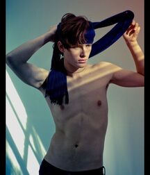 HUGH VIDLER - AUSTRALIAN MODEL 62d24ae31c9e6.jpg