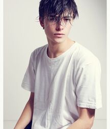 HUGH VIDLER - AUSTRALIAN MODEL 62d24af29d79a.jpg