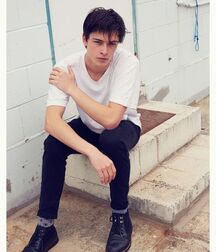 HUGH VIDLER - AUSTRALIAN MODEL 62d24b2d14f82.jpg