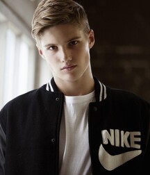 NICK TRUELOVE - AUSTRALIAN MALE MODEL 62d2760a434e4.jpg