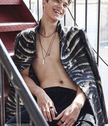 SAM STEELE - SPANISH MODEL 62d39d23f3f64.jpg