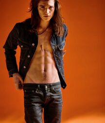 ALEXANDER FERRARIO - ARGENTINE MODEL 62d4c982f2715.jpg