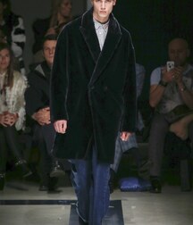 EDUARD BADALUTA - ROMANIAN MODEL 62d4fe160f0fe.jpg