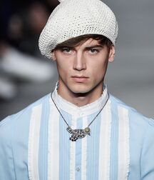 EDUARD BADALUTA - ROMANIAN MODEL 62d4fe2c7878f.jpg