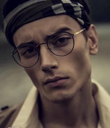 EDUARD BADALUTA - ROMANIAN MODEL 62d4fe3f1ad9b.jpg
