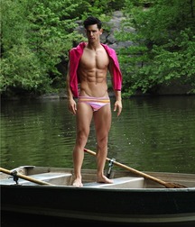 VALERIU GUTU - MOLDOVIAN MODEL 62d52107ef516.jpg