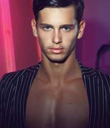 VALERIU GUTU - MOLDOVIAN MODEL 62d5211d34356.jpg