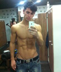 VALERIU GUTU - MOLDOVIAN MODEL 62d5212091f28.jpg
