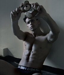VALERIU GUTU - MOLDOVIAN MODEL 62d5212c49eb8.jpg
