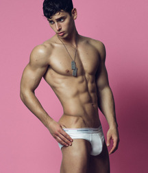 VALERIU GUTU - MOLDOVIAN MODEL 62d5213e3545c.jpg