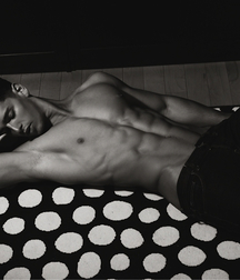 VALERIU GUTU - MOLDOVIAN MODEL 62d5216688783.jpg