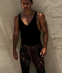 VALERIU GUTU - MOLDOVIAN MODEL 62d5217179187.jpg