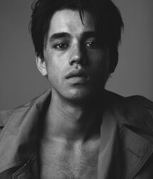 JACOB FORINASH - AMERICAN MODEL 62d9344f2e282.jpg