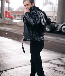 JACOB FORINASH - AMERICAN MODEL 62d9345b5eeed.jpg