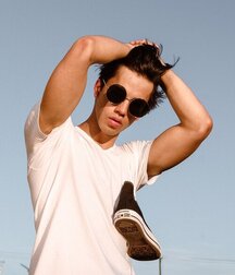 JACOB FORINASH - AMERICAN MODEL 62d934705f3fa.jpg