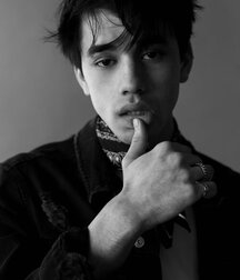 JACOB FORINASH - AMERICAN MODEL 62d9347b2c6ef.jpg