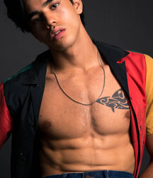 JACOB FORINASH - AMERICAN MODEL 62d9348f25f66.jpg