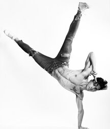JACOB FORINASH - AMERICAN MODEL 62d93490c4658.jpg