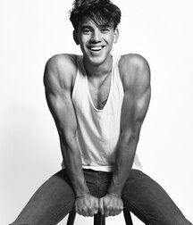JACOB FORINASH - AMERICAN MODEL 62d93496029b0.jpg