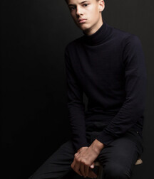 JAKOB LUSTER - GERMAN MALE MODEL 62da8f7c290c0.jpg