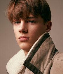 JAKOB LUSTER - GERMAN MALE MODEL 62da8f95b443e.jpg