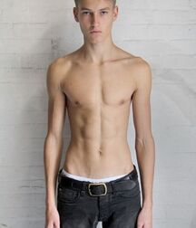 FREDERIK RUEGGER - GERMAN FASHION MODEL 62dba60ea9c0e.jpg