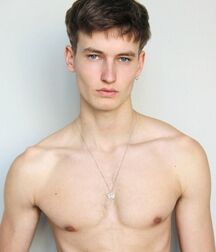 FREDERIK RUEGGER - GERMAN FASHION MODEL 62dba61257d28.jpg